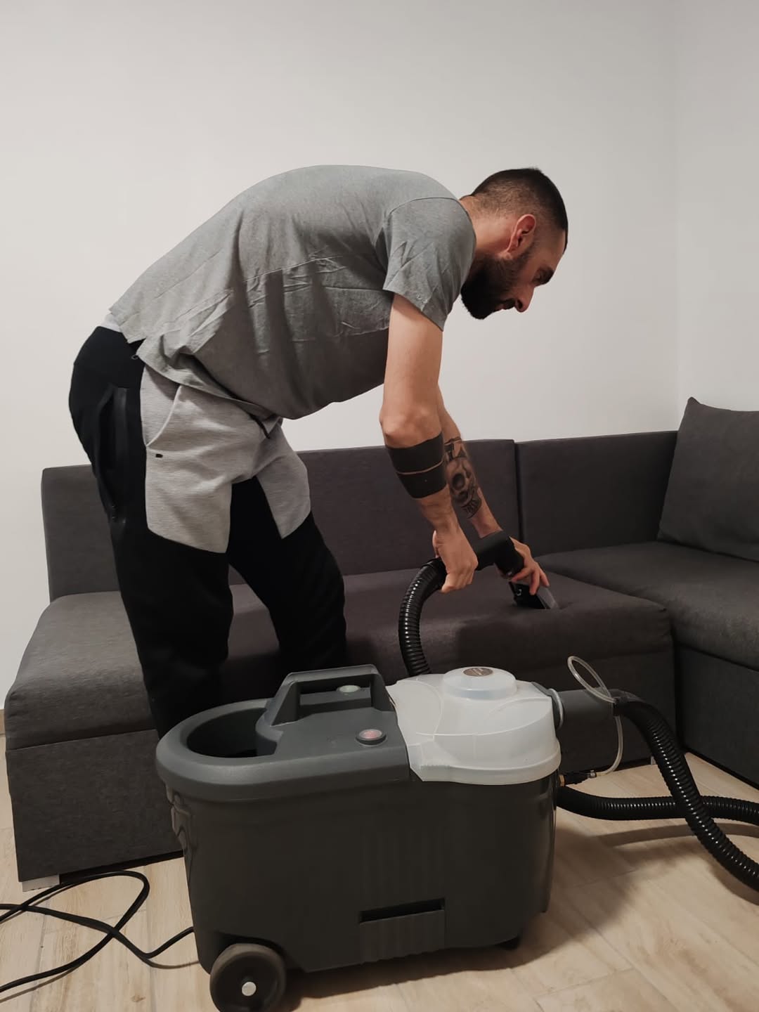 János B&R Kárpit és szőnyegtisztítás 